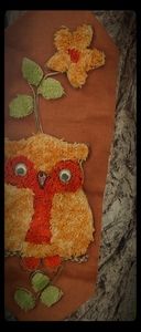 Burlap yarn owl wall hanging vintage